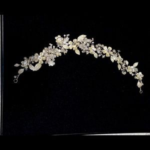 Crystal bridal crown👰🏻